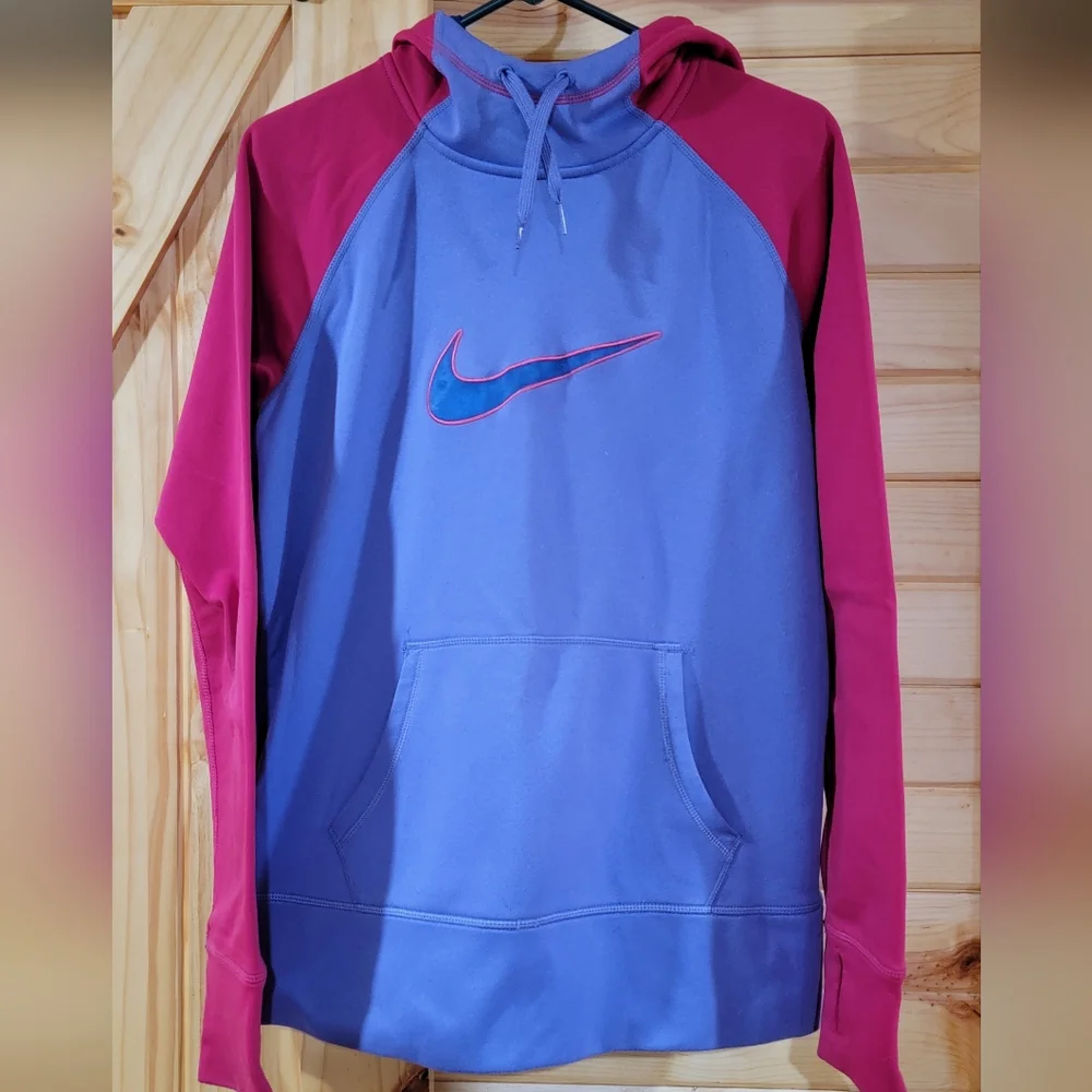 Nike Therma-fit hoodie, size Large - Picture 1 of 3